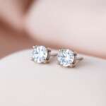 Diamond Stud Earring